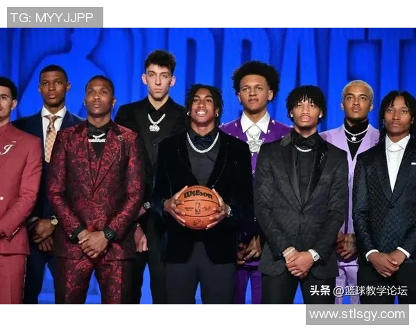 雷霆队与霍姆格伦达成提前续约协议5年顶薪或达25亿美元